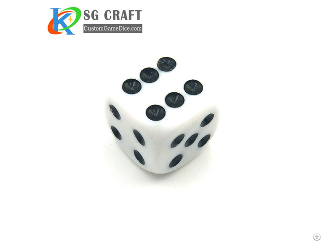 Plastic Game Dice