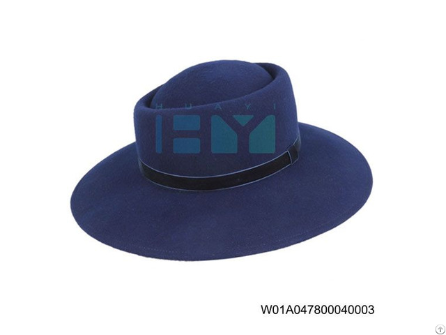 Floppy Hat W01a047800040003