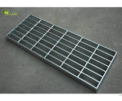 Industrial Galvanized Mesh Grating Plain Serrated Bar Grid Step Treads Plate