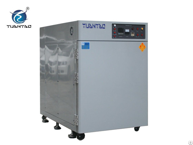 Class 100 Clean Chamber High Temperature Environment For The Test Samples