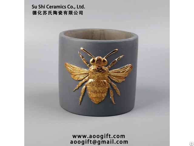 Simple Golden Bee Insect Pattern Daily Garden Decoration Cement Flower Pot