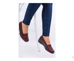 Women Leather Shoes Burgundy Color
