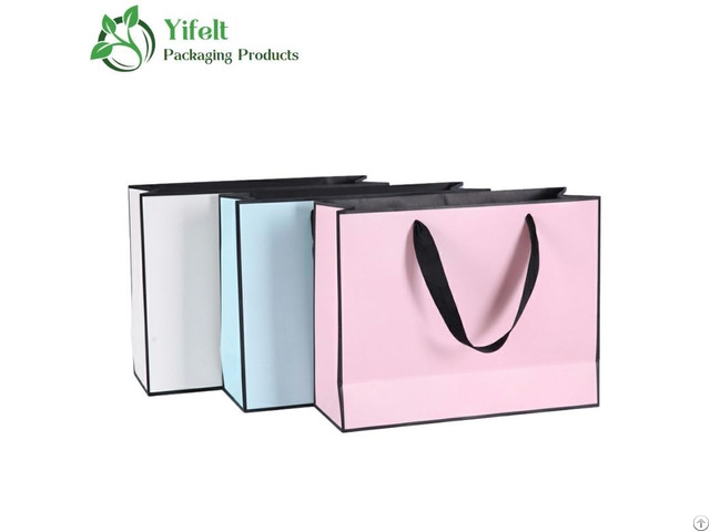 Low Moq Custom Printed Luxury Shopping Paper Gift Bags With Uv Spot Logos Print