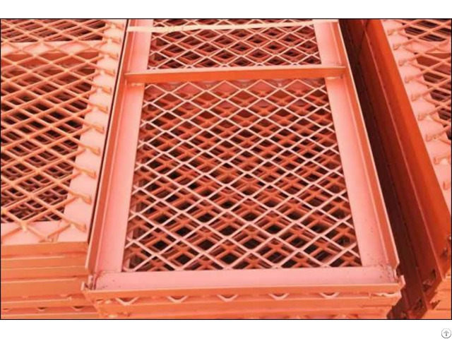 Expanded Mesh Walkway Grating