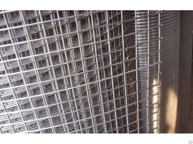 Dezko Stainless Steel Welded Wire Mesh