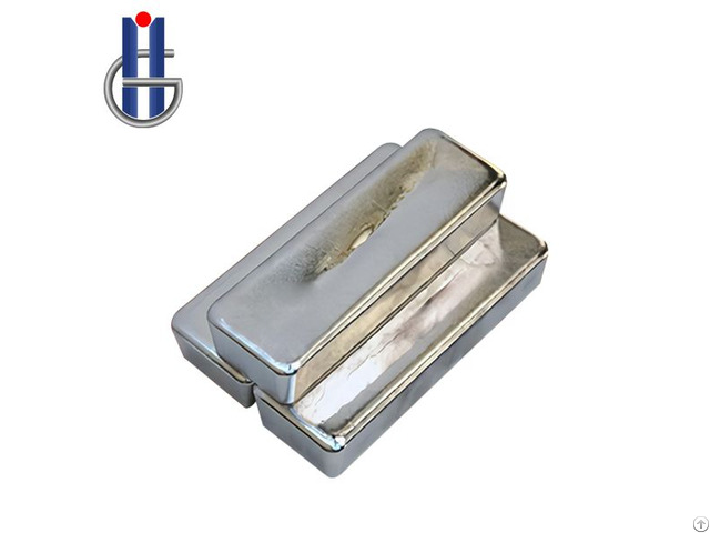 Tin Ingots Stock