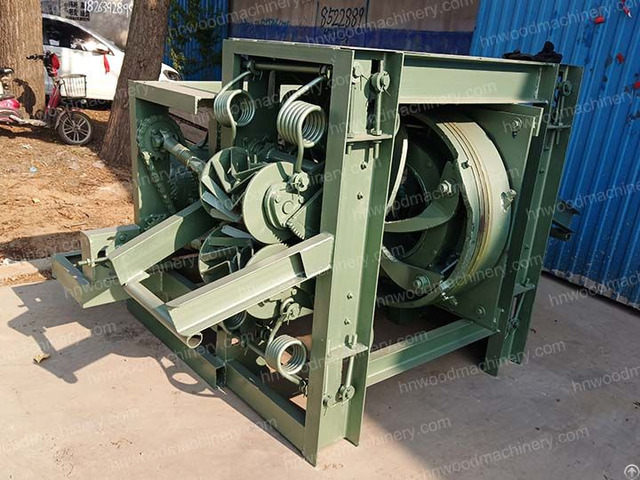 Rotary Wood Debarker Machine