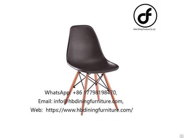 Simple Plastic Dining Chair
