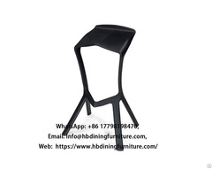 Polygonal Plastic Chair Db N02