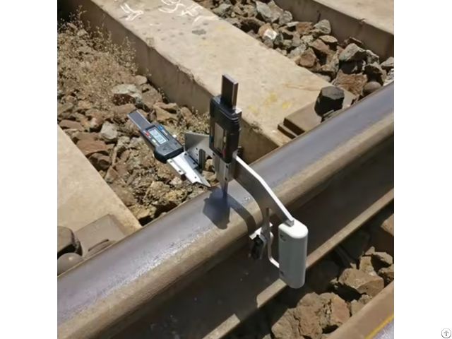 Digital Rail Wear Gauge