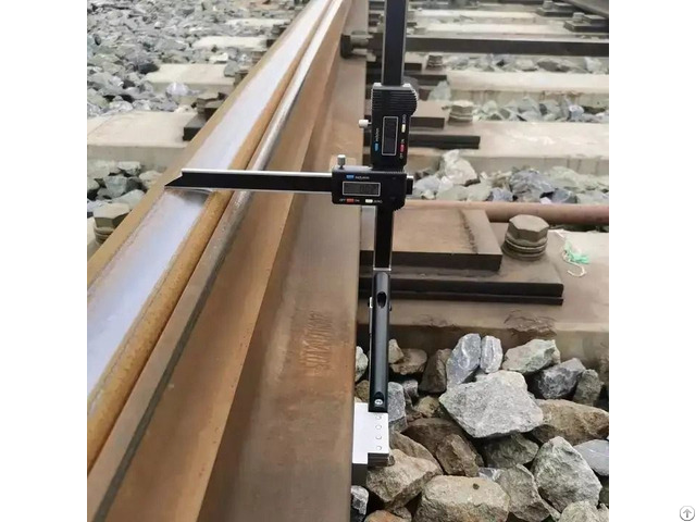 Lj Bm A Digital Rail Corrugation Gauge