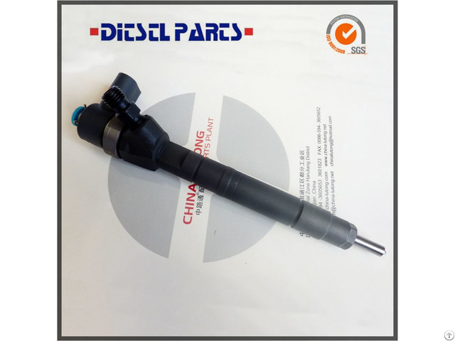 Common Rail Injector 6110701687 For Benz Brand New