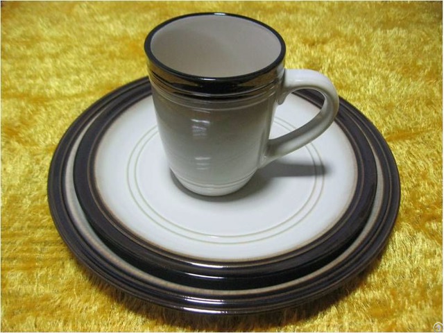 Porcelain Plates And Mug