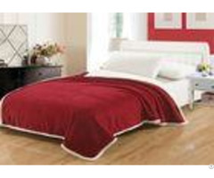 Bright Red Coral Fleece Blanket 0 5cm Thickness No Bleaching For Bedrooms