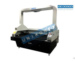 Dye Sublimation Printed Sportswear Laser Cutting Machine