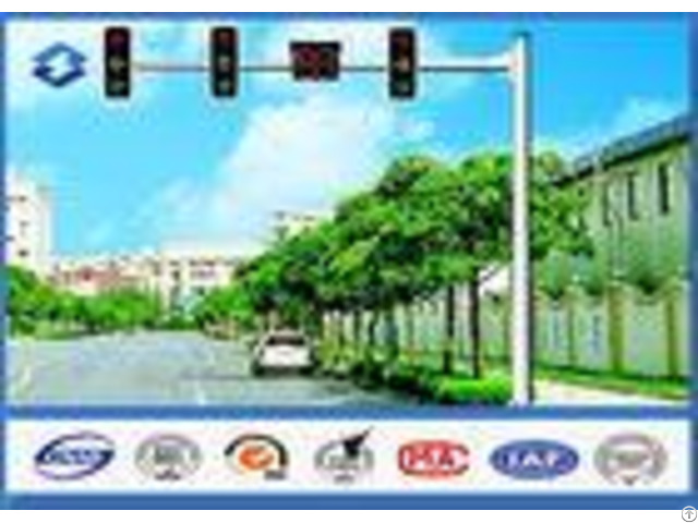 Material Q345 Traffic Signal Pole 6m Height With 11m Single Arm 20 Years Warranty