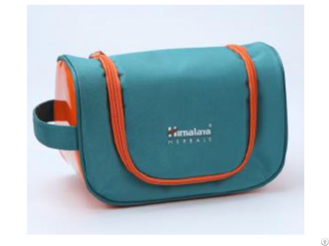 Essential Travel Cosmetic Bag With Hanger