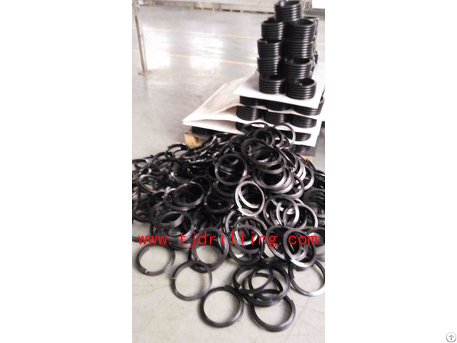 7bumper Rings Used For Drill Pipes Tubings And Casings Protection