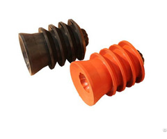 Non Rotating Cementing Plugs