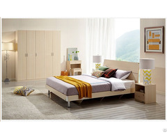 Environment Friendly Wood Bedroom Furniture Set