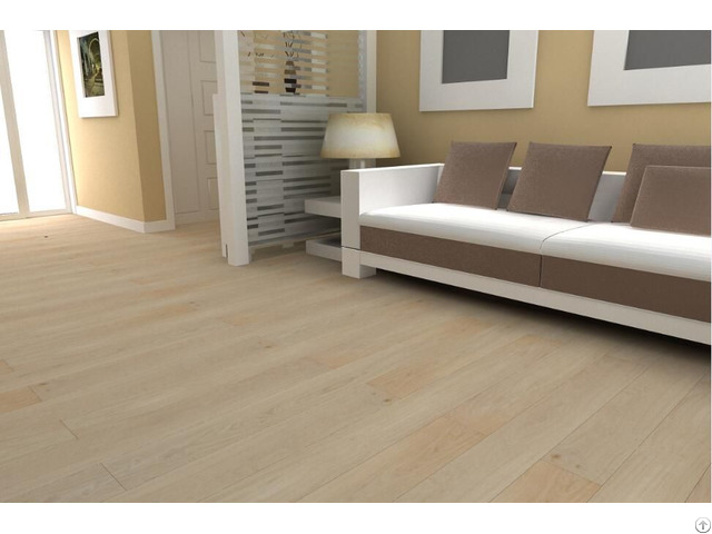 European Oak Engineered Flooring Light Color