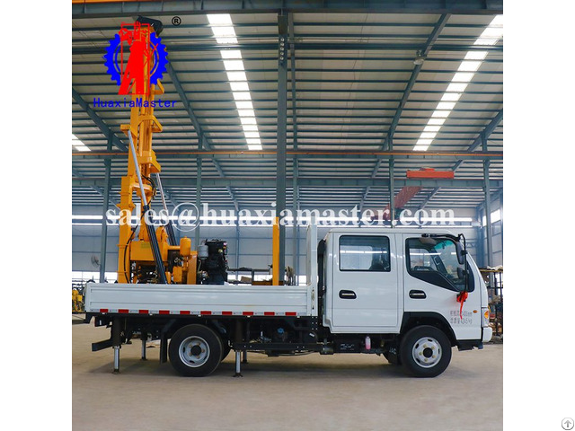 Xyc 200 Vehicle Mounted Hydraulic Core Drilling Machine Manufacturer For China