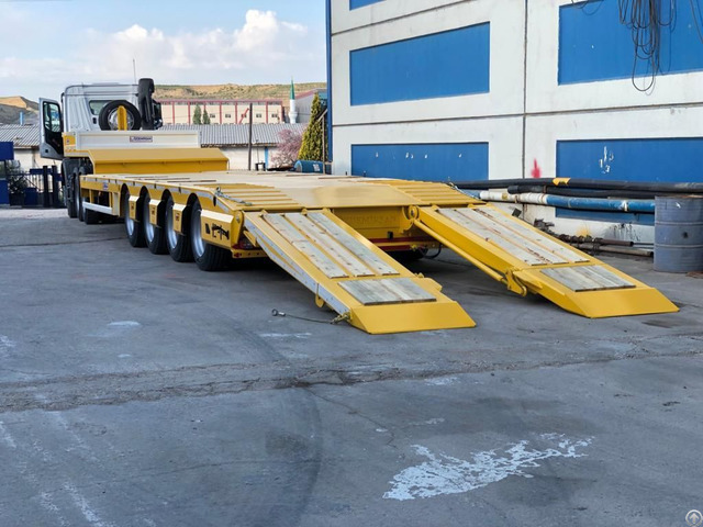 Ozdemirsan 4 Axle Lowbed Semi Trailer Yellow