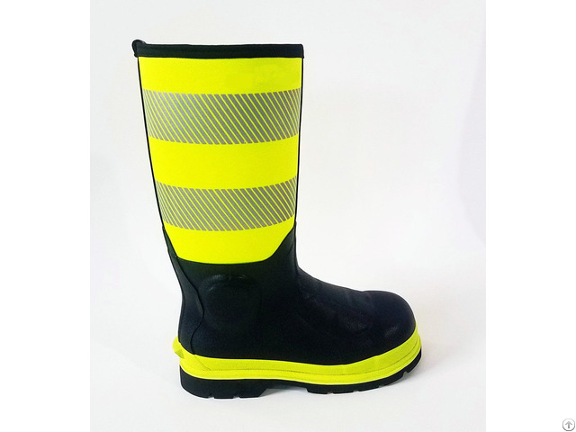 Hi Visibility Safety Boot Handmade Of Natural Rubber Protective Toe Cap Perforation Resistant