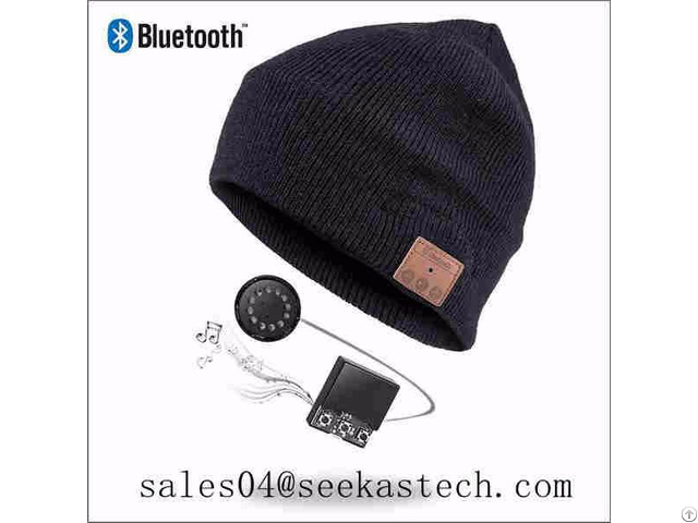 Beanie Hat With Bluetooth Headphone Inside