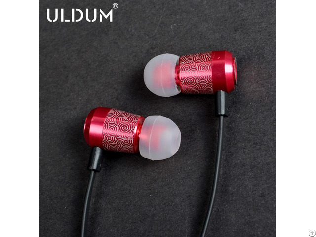 Uldum High Quality Chinese Style In Ear Earphones With Mic For Iphone 3 5mm Plug Jack New Product